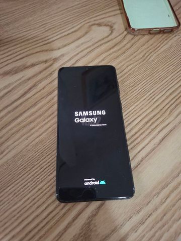 טלפון Galaxy s21+5G