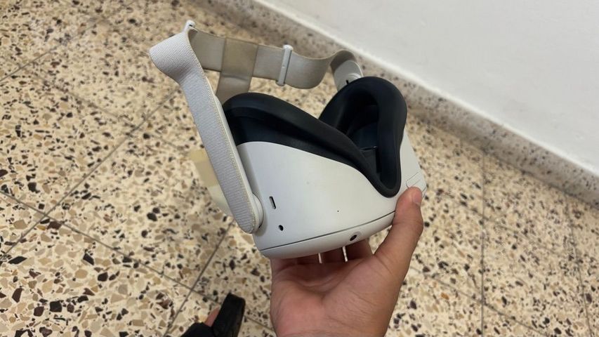 משקפי VR Oculus quest 2