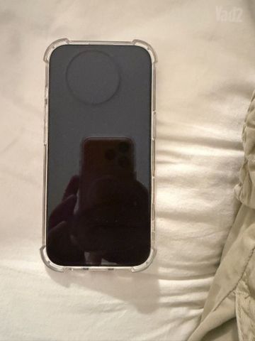 iPhone 17 סגול כמו חדש