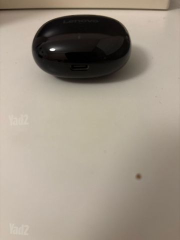 אוזניות של Lenovo אל חוטי