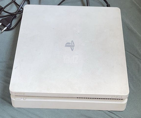 Sony PlayStation 4