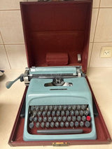 מכונת כתיבה olivetti studio 44
