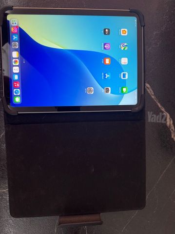 אייפד A16