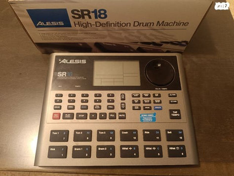 מכנות תופים Alesis SR18