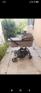 עגלת תינוק