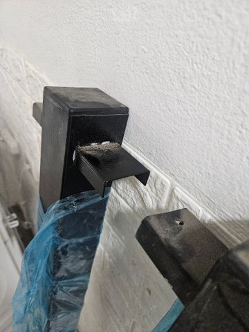 2 עמודים לגדר