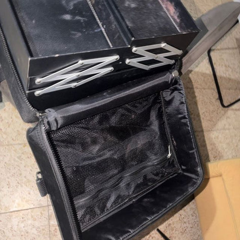 מזוודת איפור