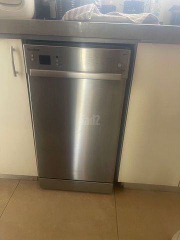שולחן