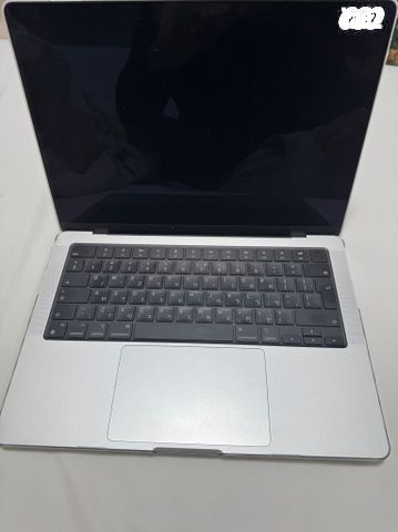 Macbook pro M4 + אחריות