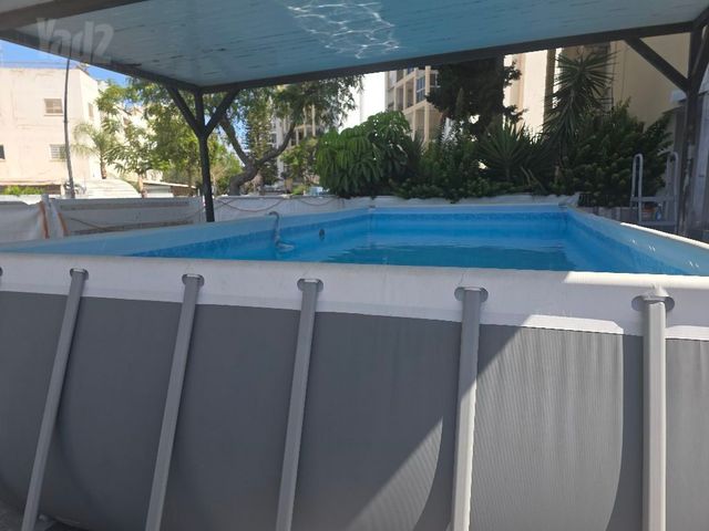 בריכה