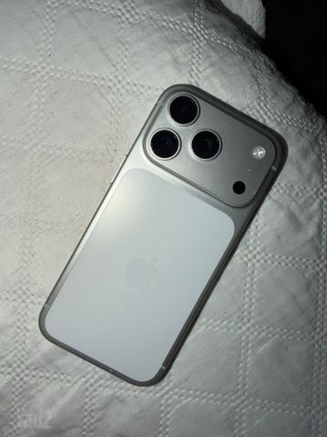 iPhone 17 pro