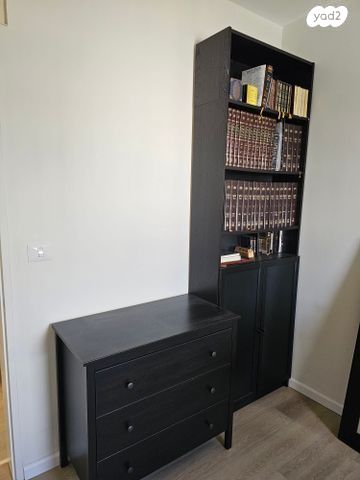 ארונות+שידה