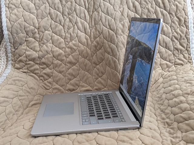 Microsoft laptop 3  2021