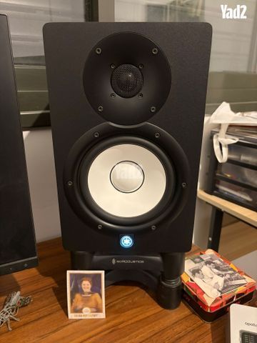 מוניטורים Yamaha hs7