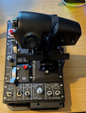 סטיק ומצערת של wingcontrol