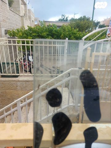 רגליים וזכוכית 148X72 לשולחן