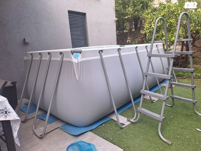 בריכה