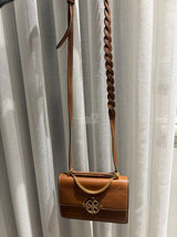 תיק של tory burch