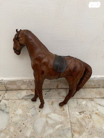 סוס חפץ נוי
