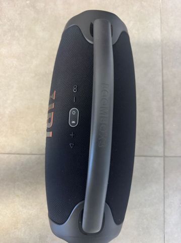 רמקול jbl boombox 3
