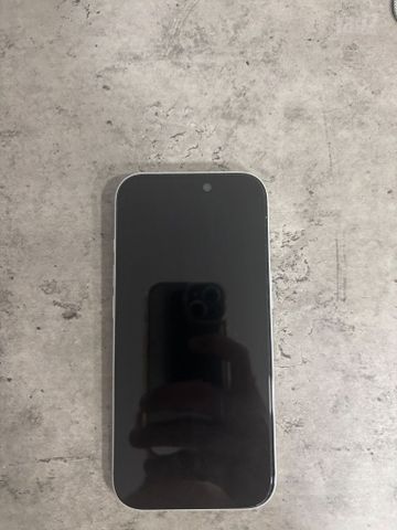 אייפון 17 פרו