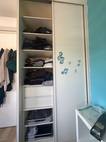 ארון בגדים