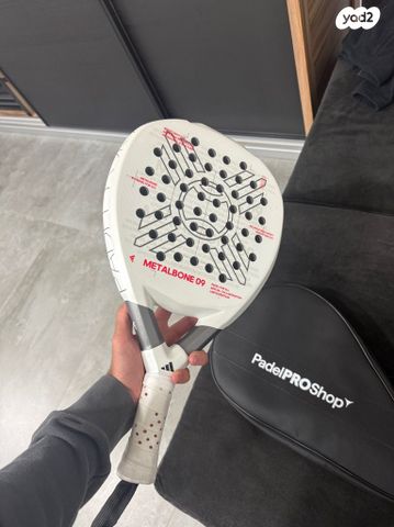 מחבט פאדל Adidas racket 09