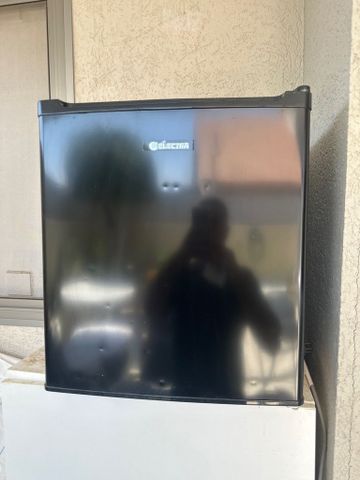 מקרר קובייה