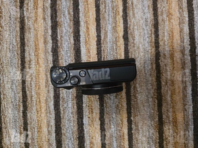 Canon G7X Mark II