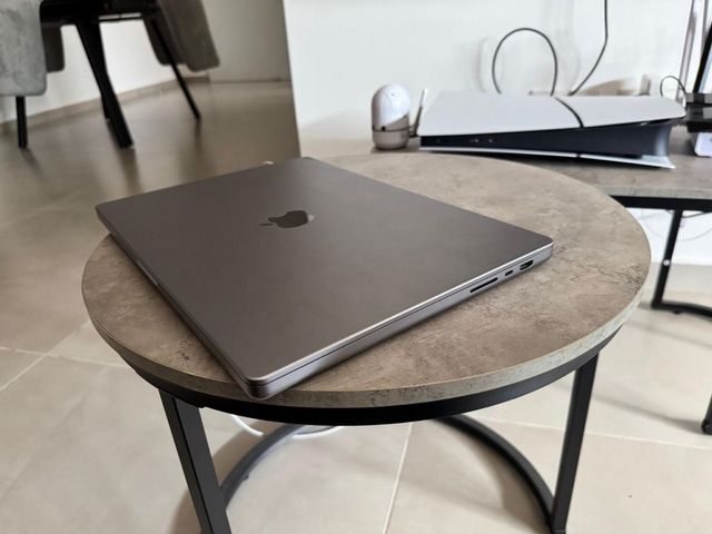 Macbook Pro M1 Max 32GB
