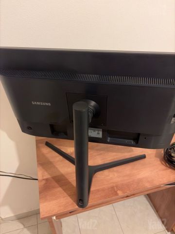 מסך Samsung 24 inch 144mhz