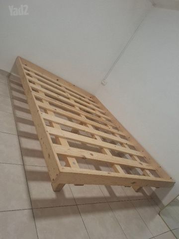 בסיס מיטה