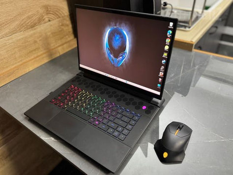 Alienware m16 R1