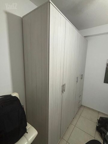 ארון בגדים