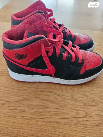 נעלי Air JORDAN