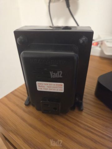 שנאי 230V ל־115V 400V