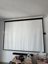 מקרן BENQ  ומסך עם שלט