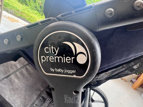 עגלה של baby jogger