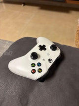 Xbox One 500GB שמור ותקין