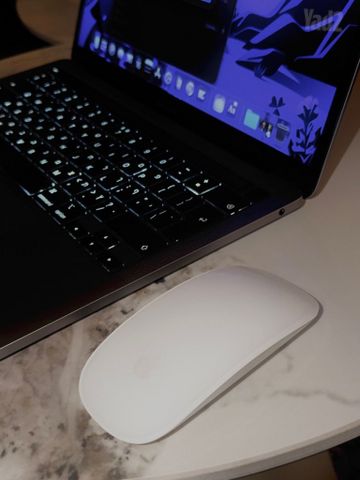 Macbook pro m2