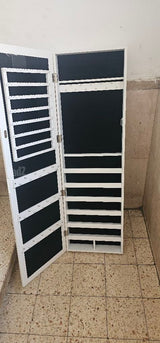 ארון תכשיטים