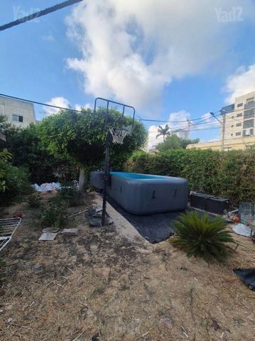 בריכה ענקית 10/3