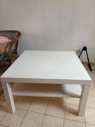 שולחן סלון קטן