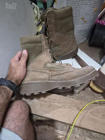 נעלים מדבריות