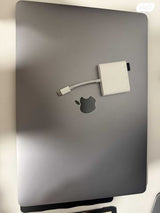 MacBook Pro 16" 2019 i7 16GB