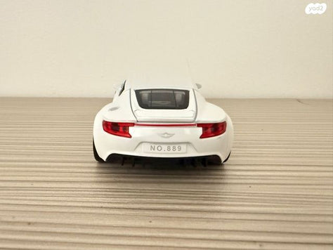 דגם רכב - 1:24 Aston Martin
