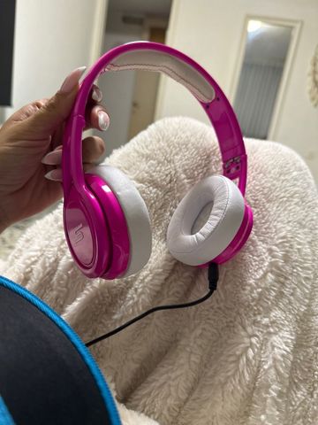 Audio by 50 אוזניות