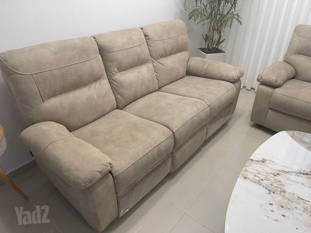 סט ספות 3+2 עם רקליינרים