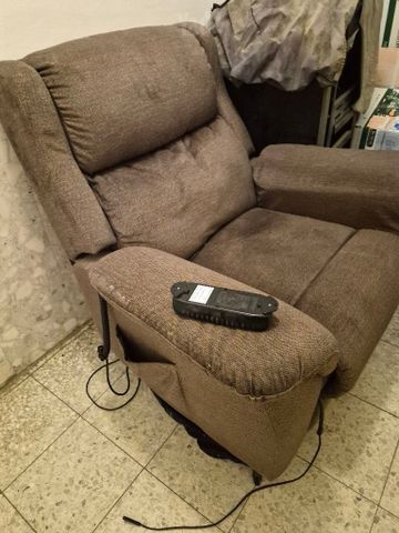 כורסת מסאג