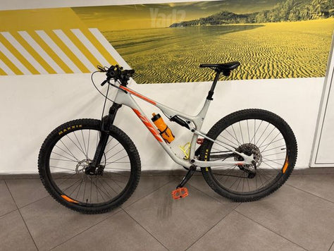 KTM קרבון